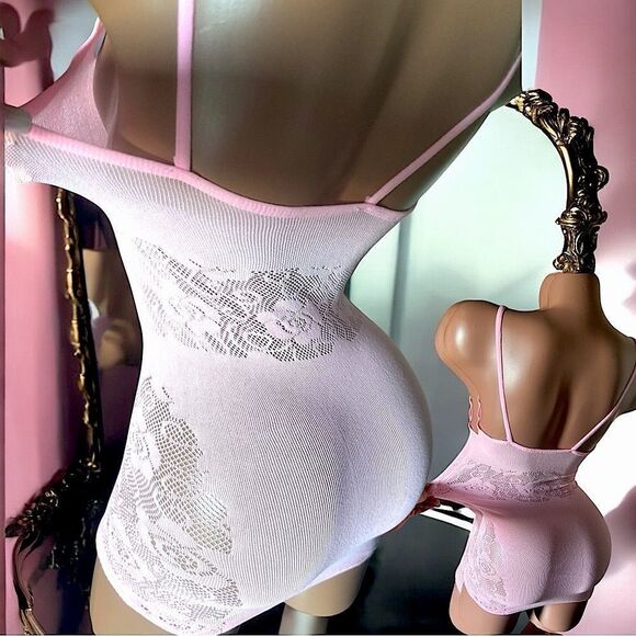 Baby Pink Cut Out Top, Intimate, Slip l Floral Lace Design l OS l New - Picture 4 of 7